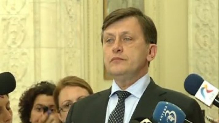 Antonescu: Nu iniţiez şi nu solicit suspendarea preşedintelui Băsescu